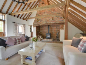 Holiday Home Warbleton Manor